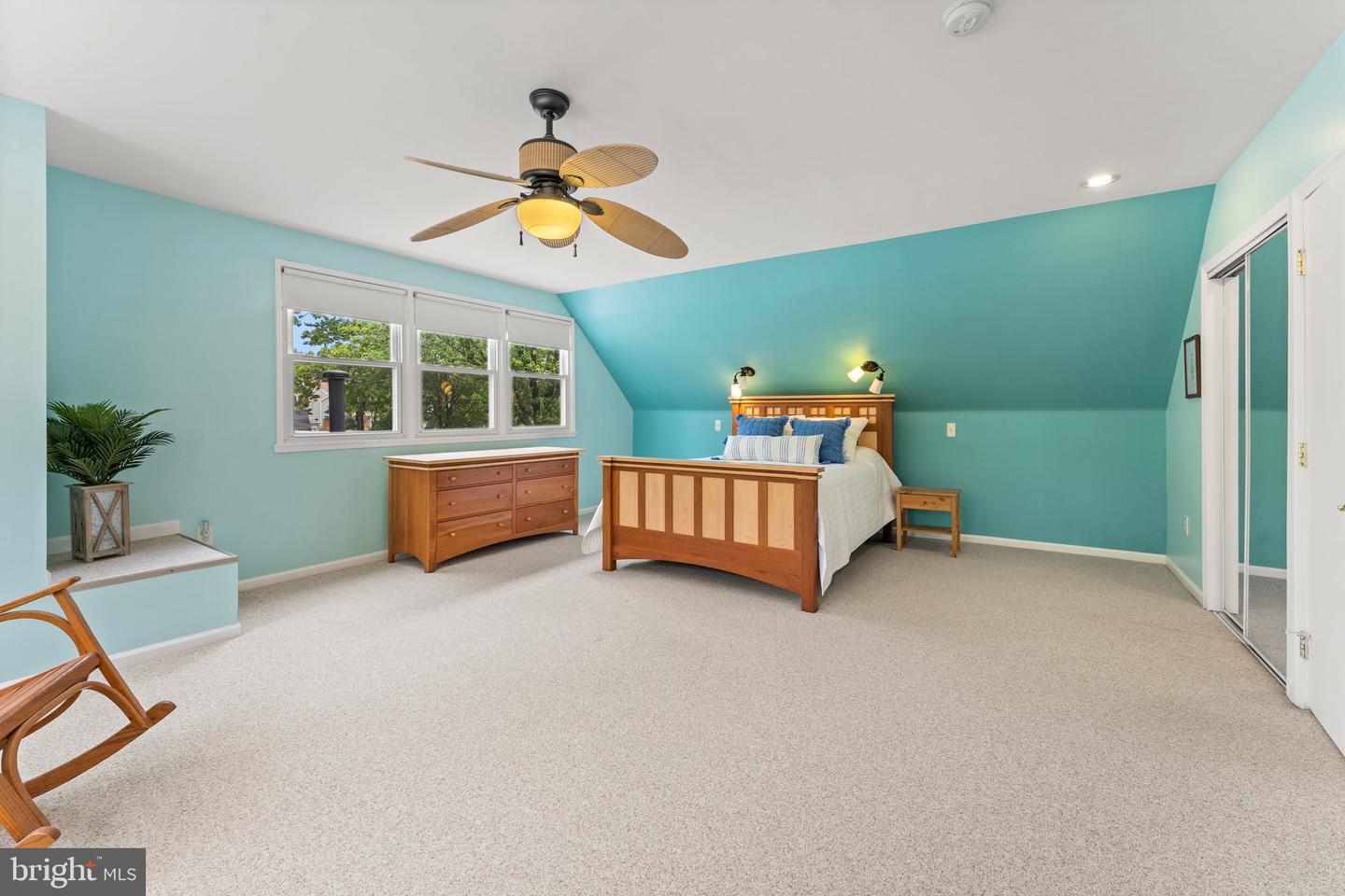 4118 Point Hollow Ln