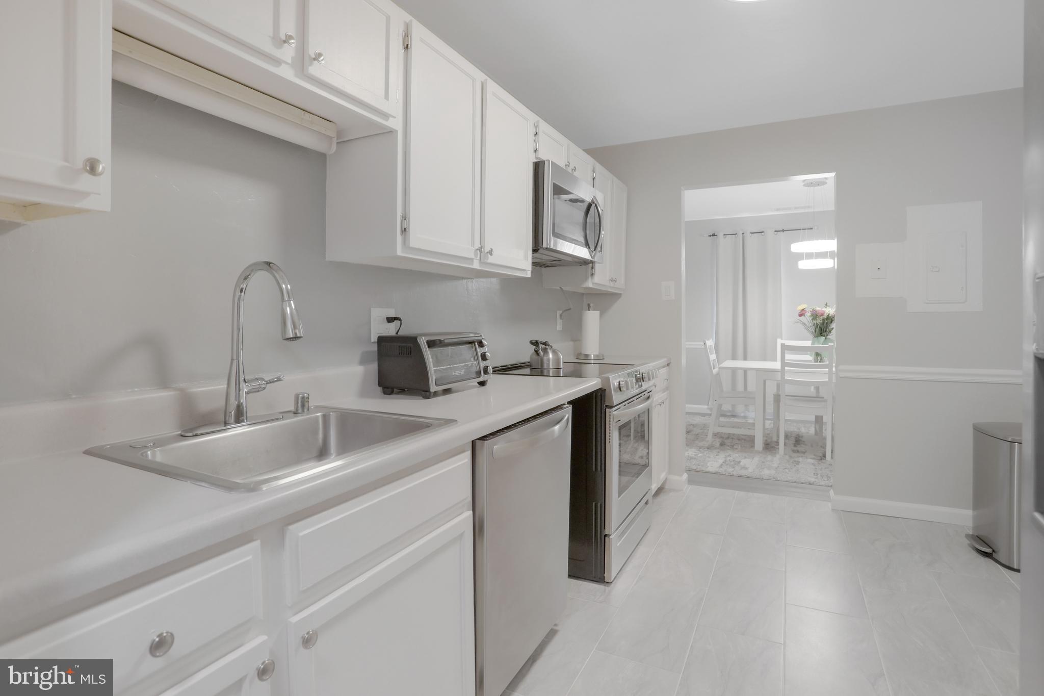 509 Florida Ave #201