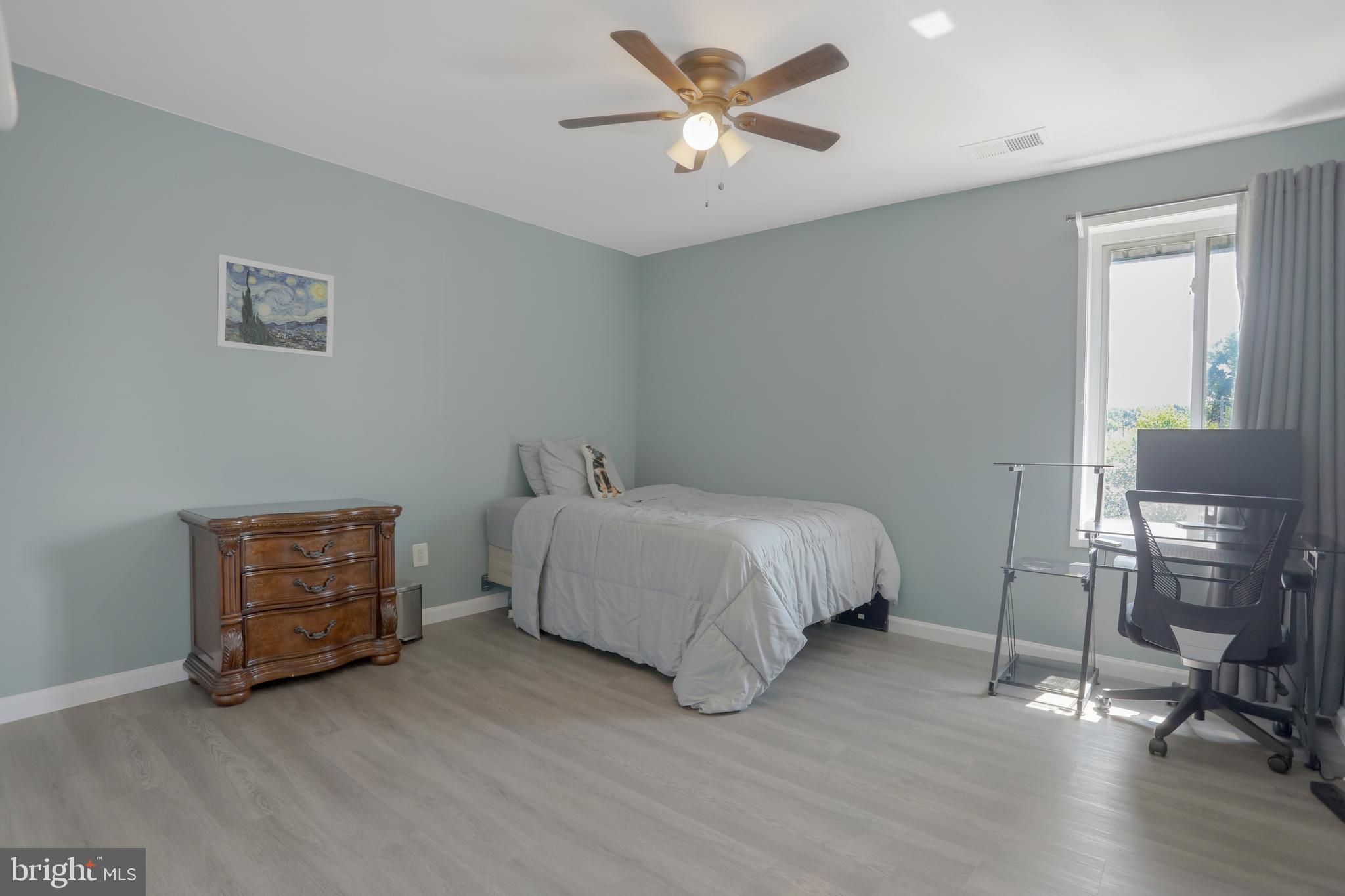 509 Florida Ave #201