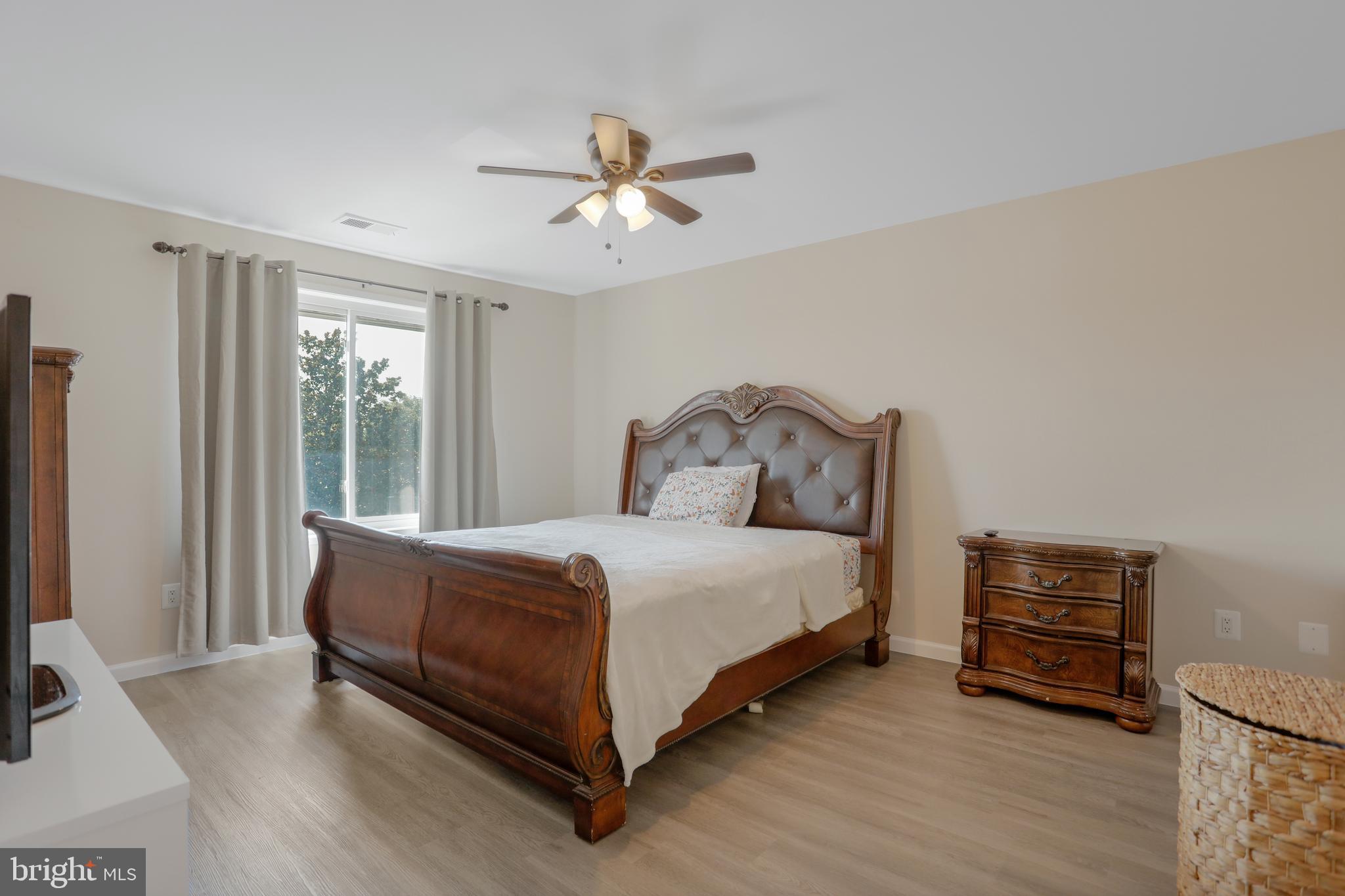 509 Florida Ave #201