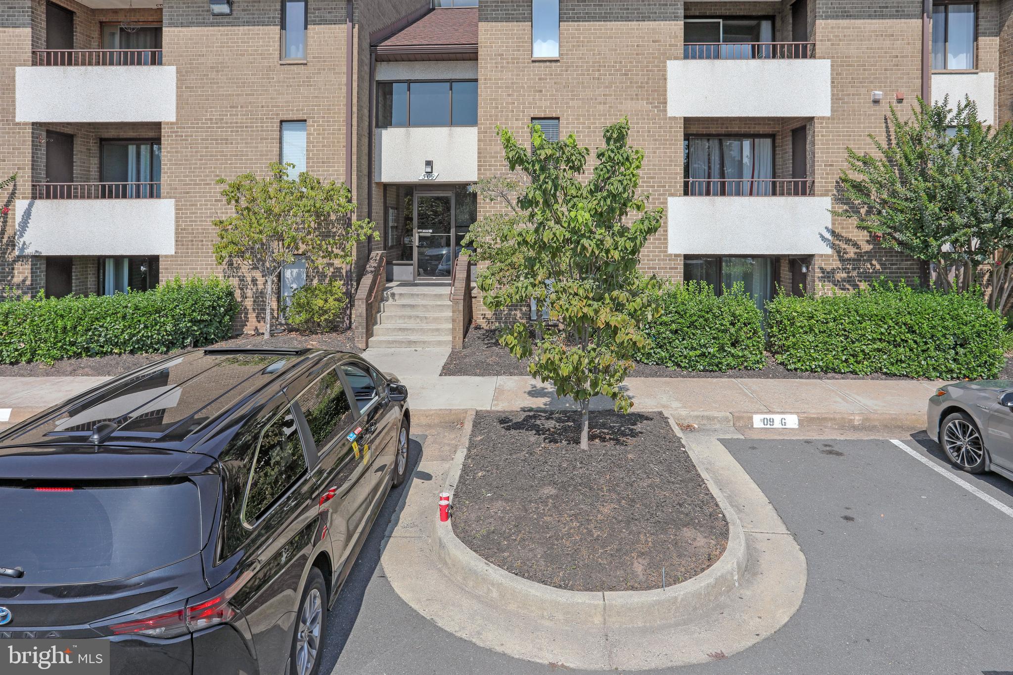 509 Florida Ave #201