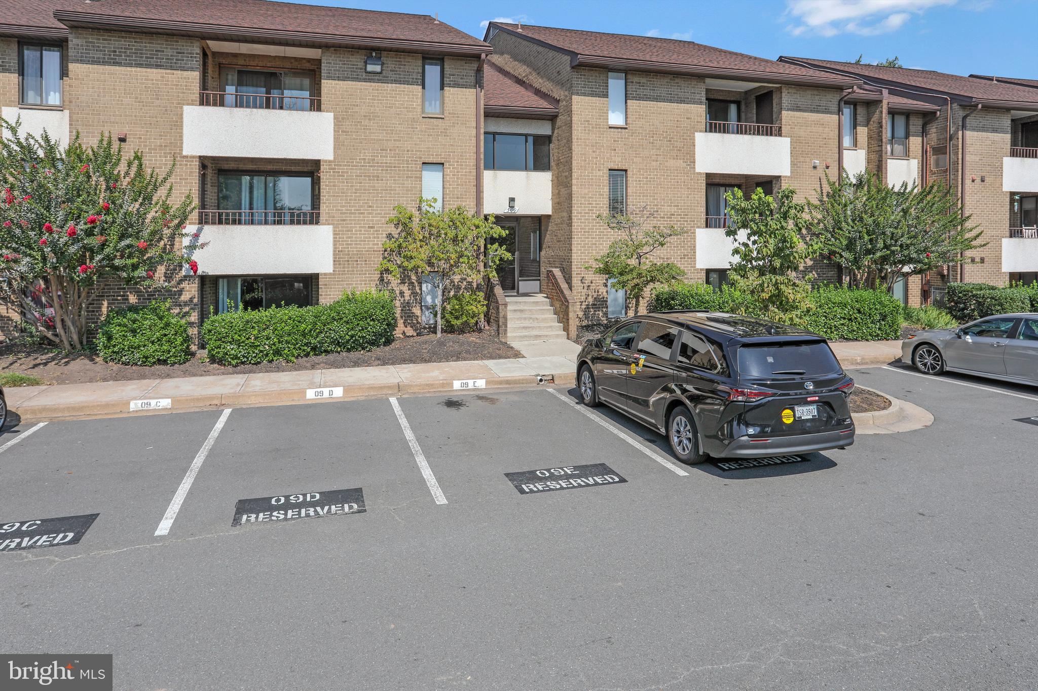 509 Florida Ave #201