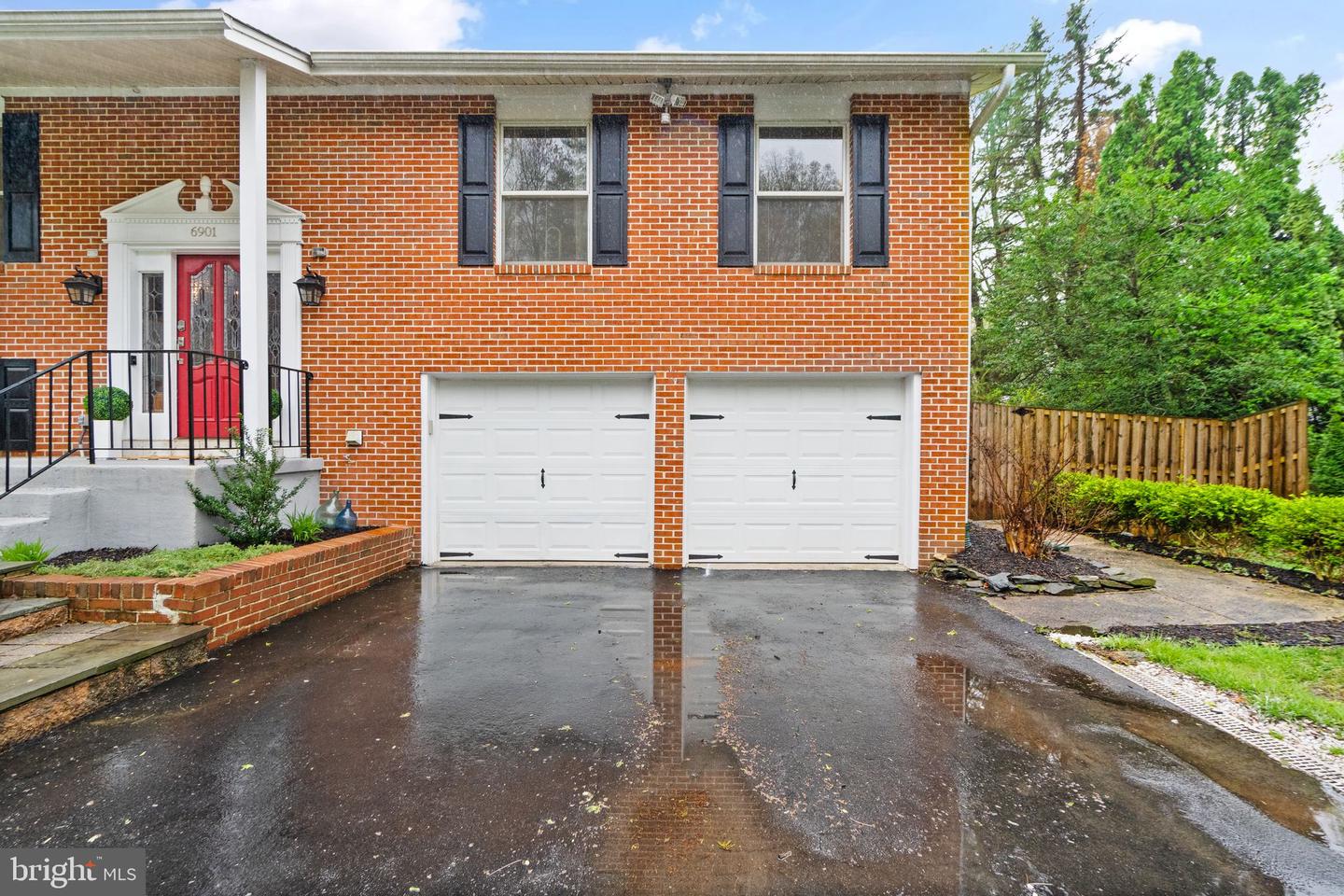 6901 Raspberry Plain Pl