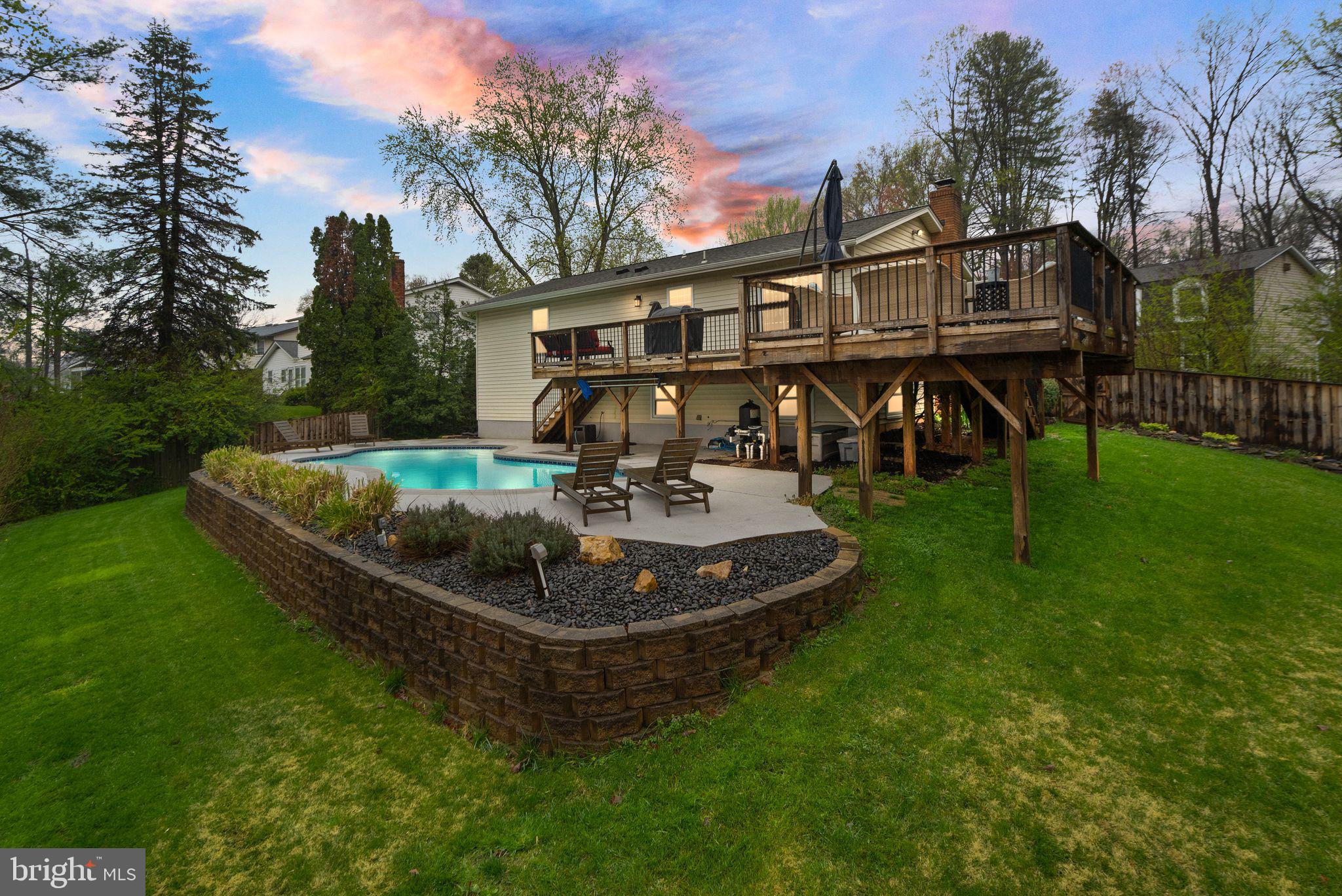 6901 Raspberry Plain Pl