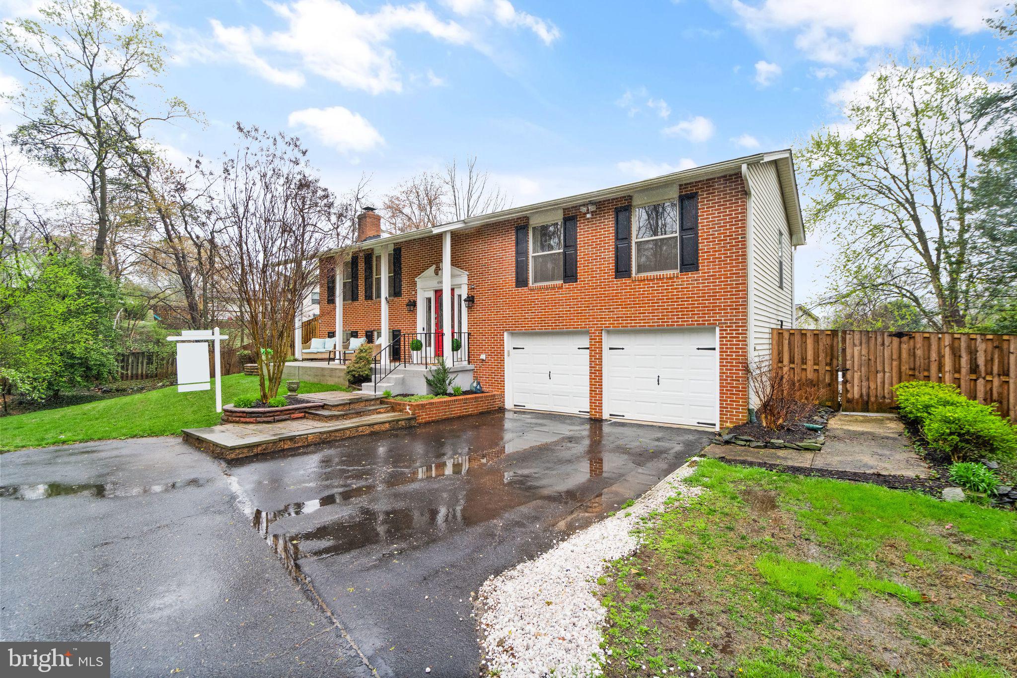 6901 Raspberry Plain Pl