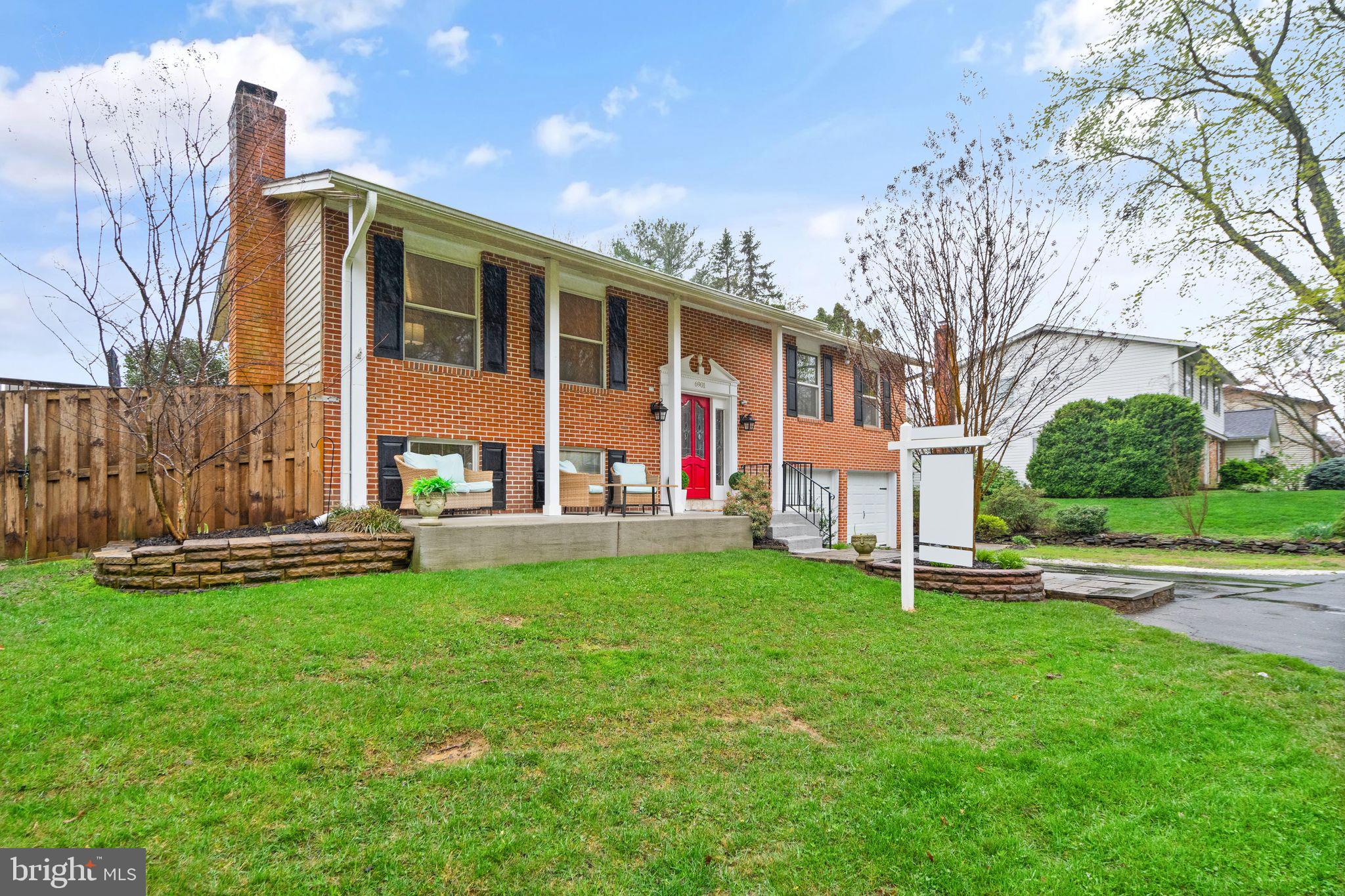 6901 Raspberry Plain Pl