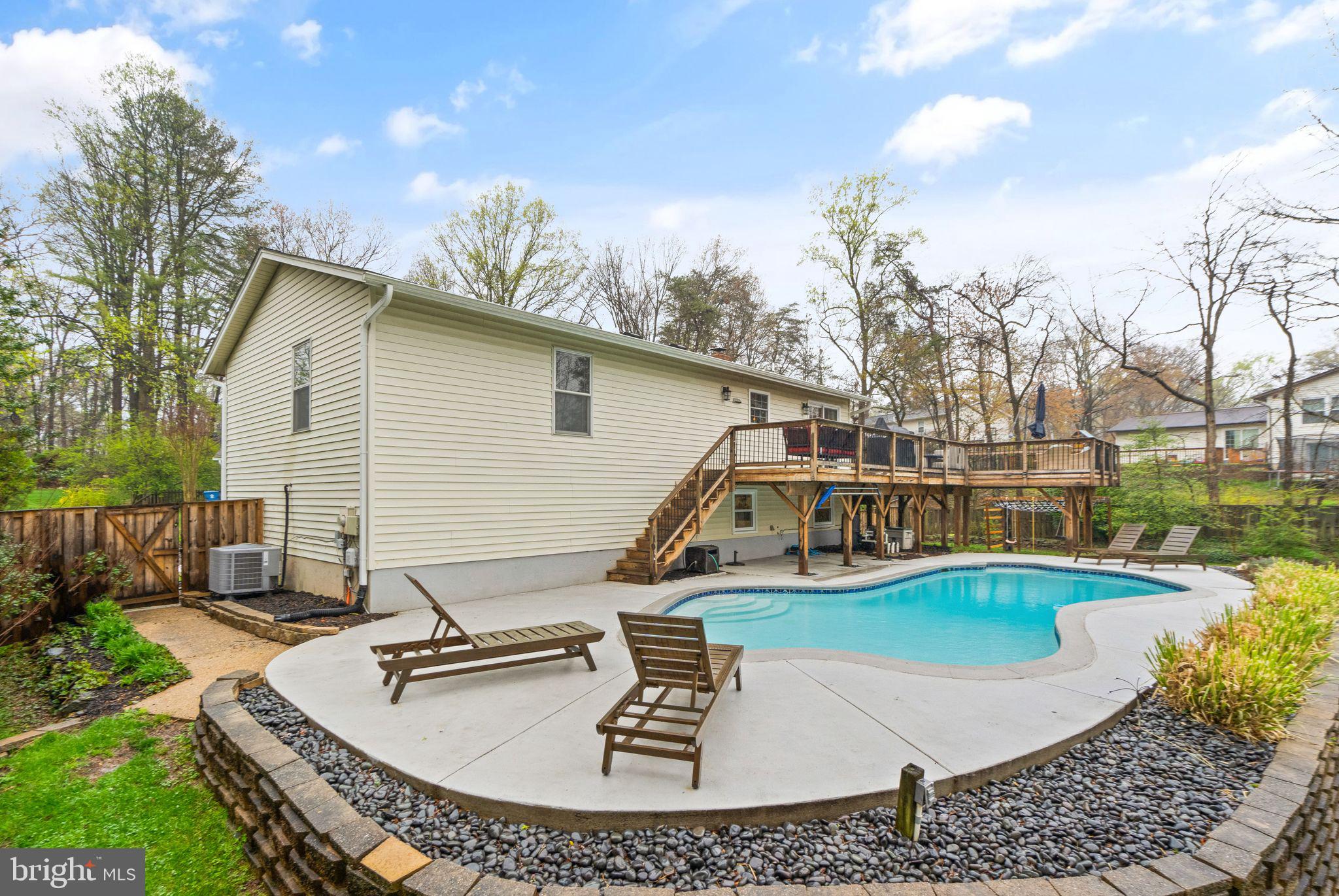 6901 Raspberry Plain Pl