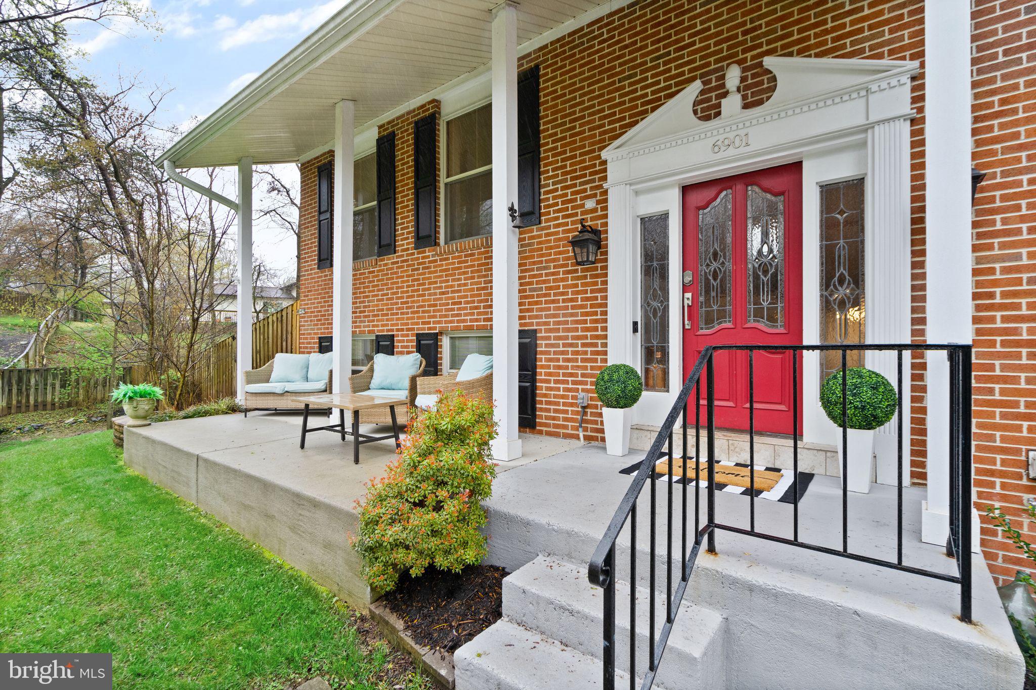 6901 Raspberry Plain Pl