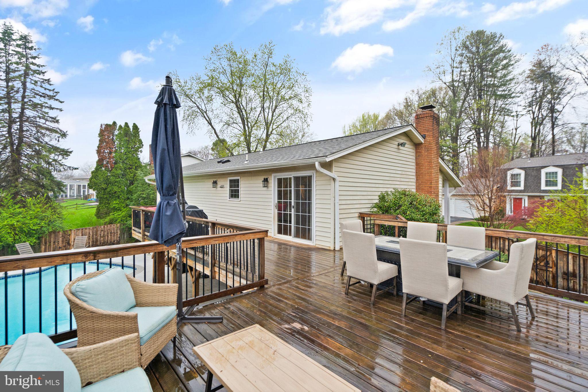 6901 Raspberry Plain Pl