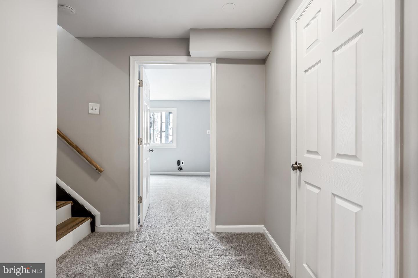 8663 Maple Glen Ct