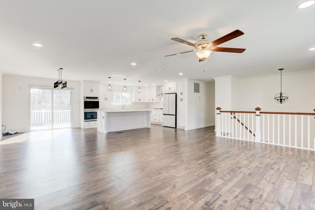 2318 MALRAUX DRIVE