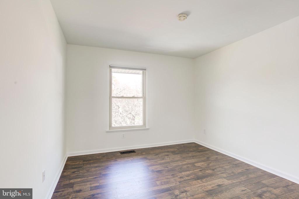 2318 MALRAUX DRIVE