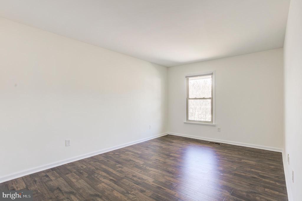 2318 MALRAUX DRIVE