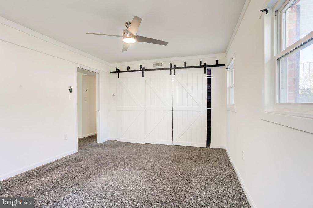 2318 MALRAUX DRIVE