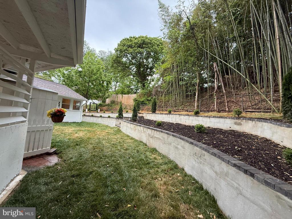 3020 FREDSEN PLACE