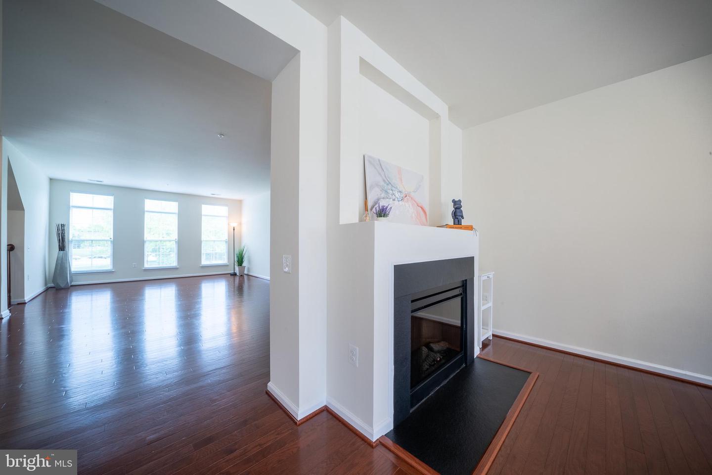 43518 Stonecliff Ter