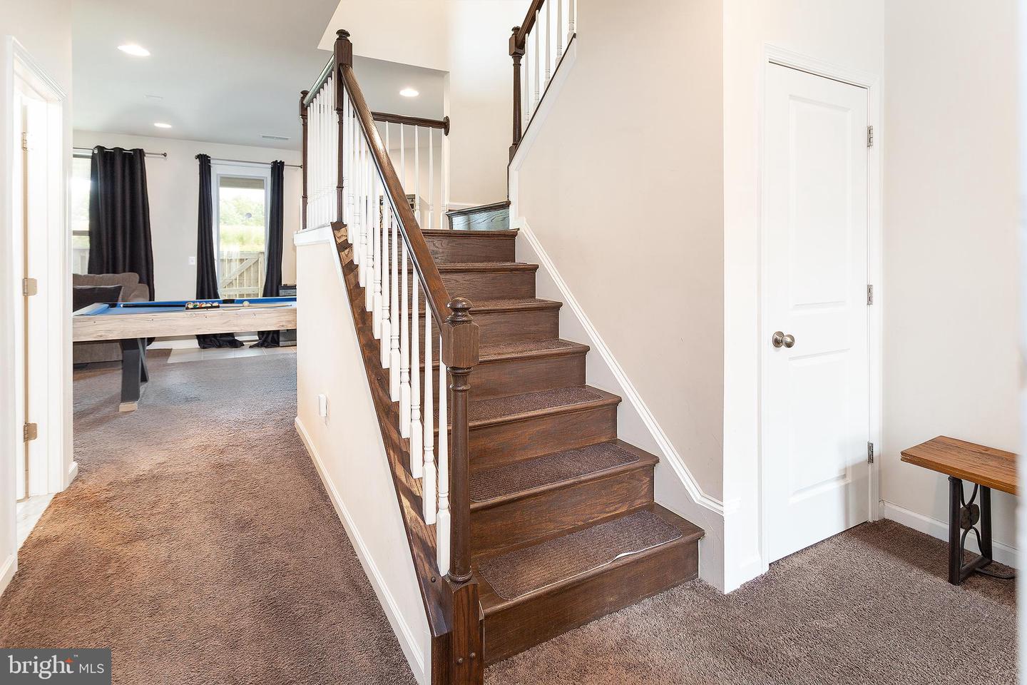 42422 Dogwood Glen Sq