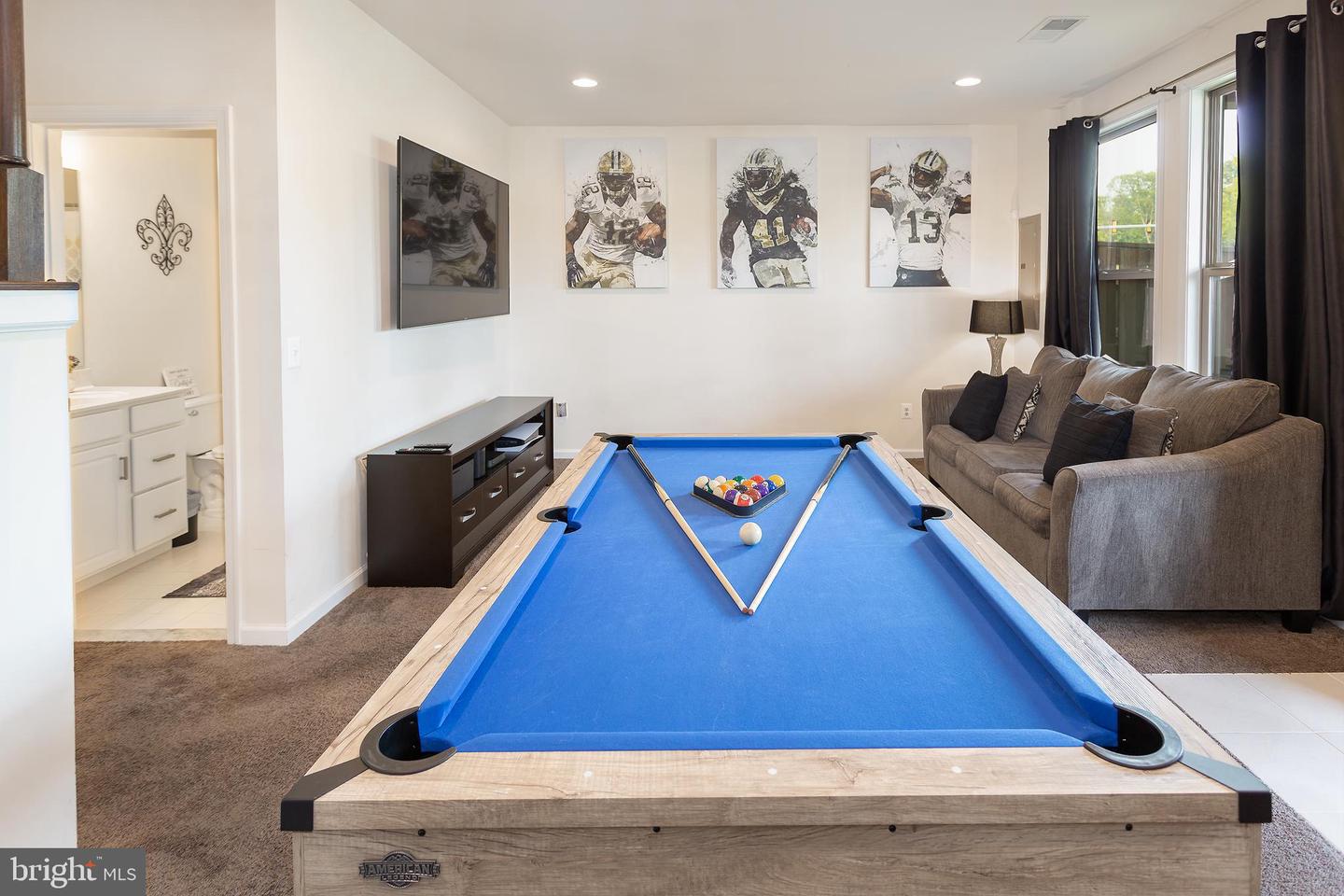 42422 Dogwood Glen Sq