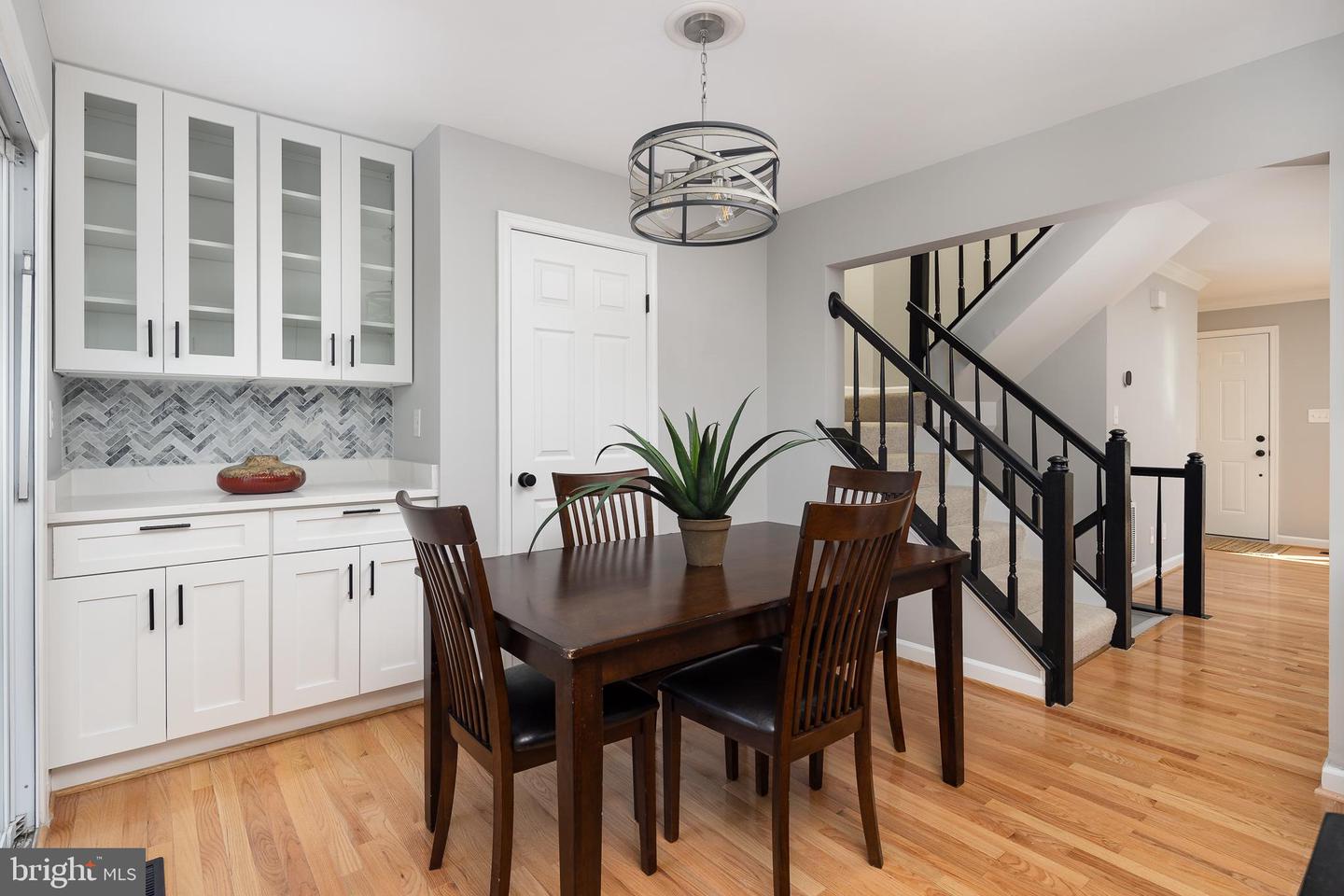 21216 Hedgerow Ter