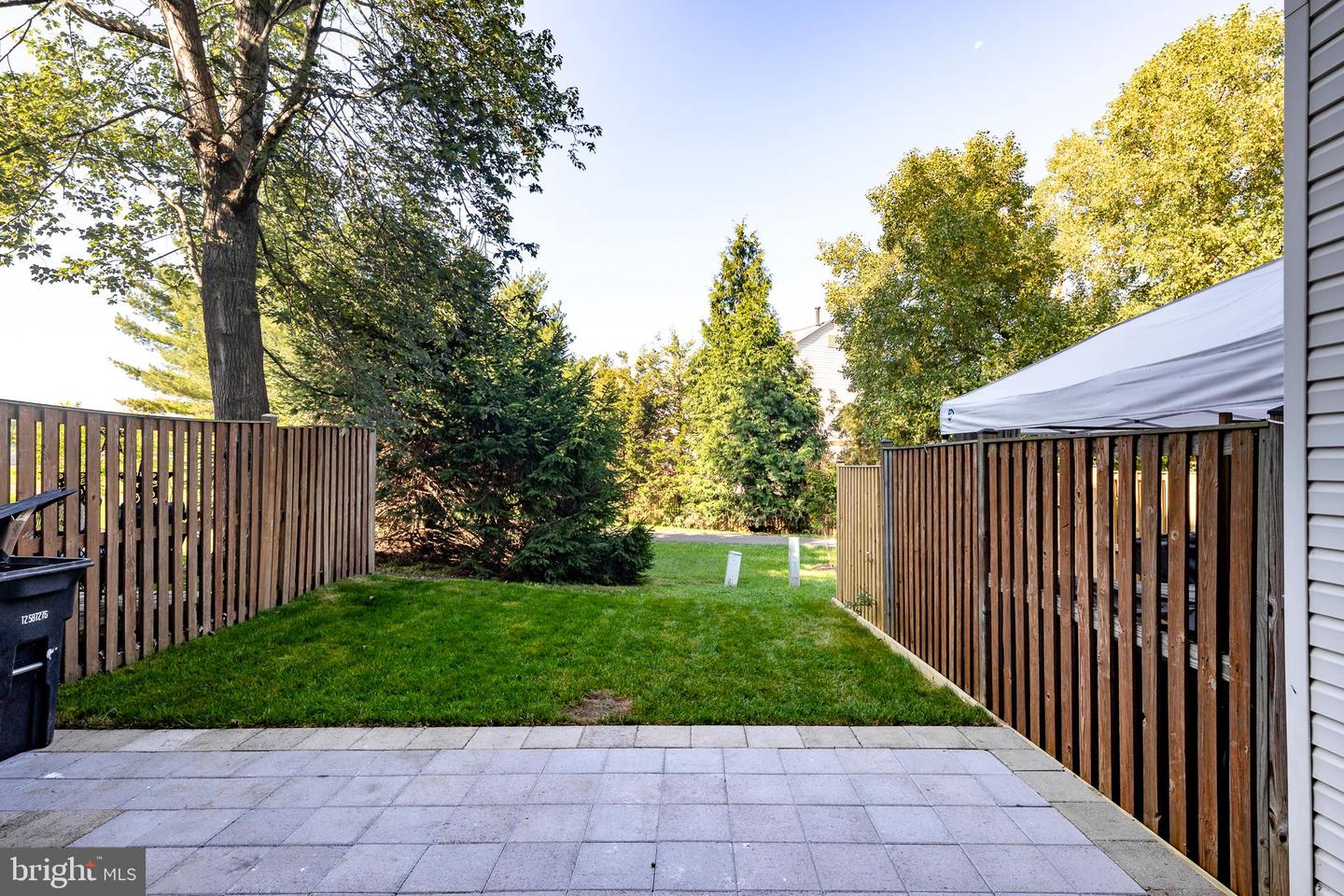21216 Hedgerow Ter