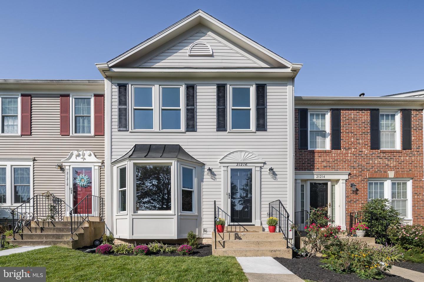 21216 Hedgerow Ter