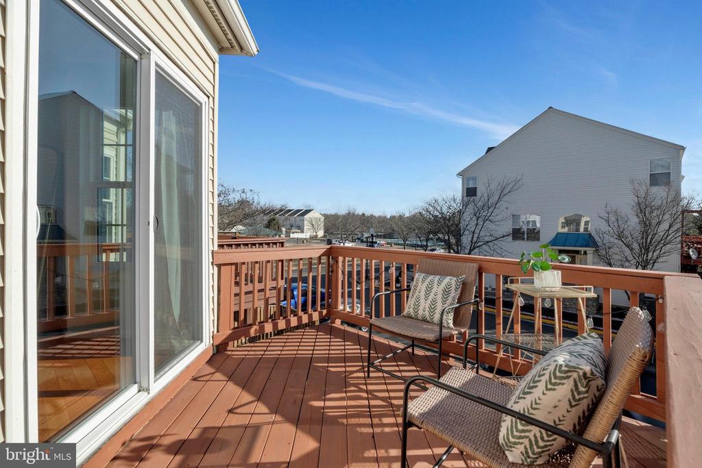 26084 Lands End Dr