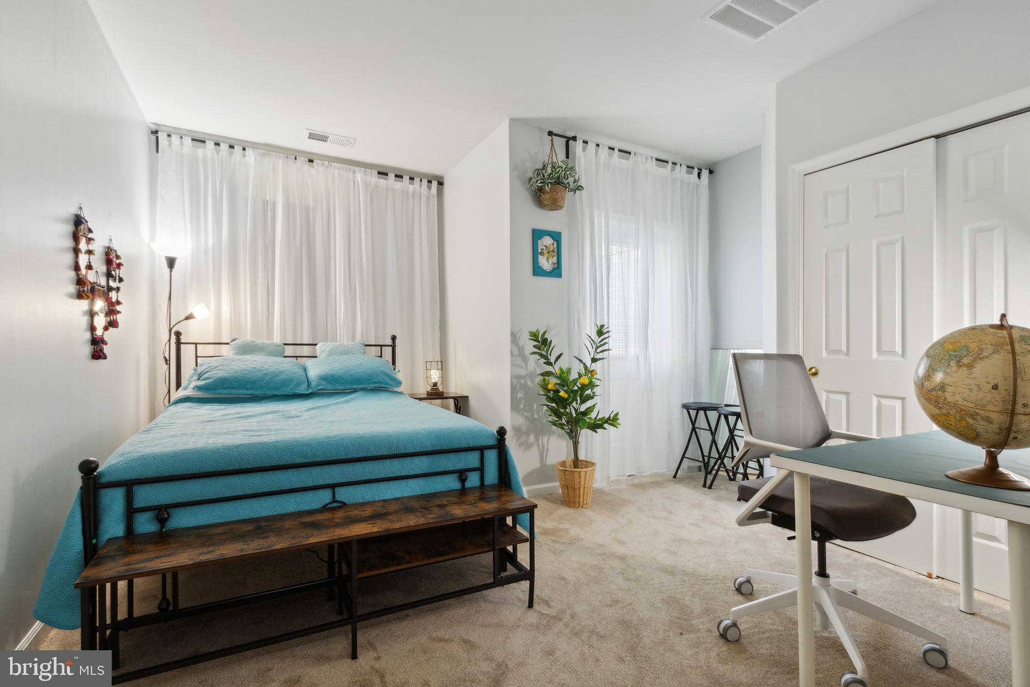 2901 Chinkapin Oak Ln