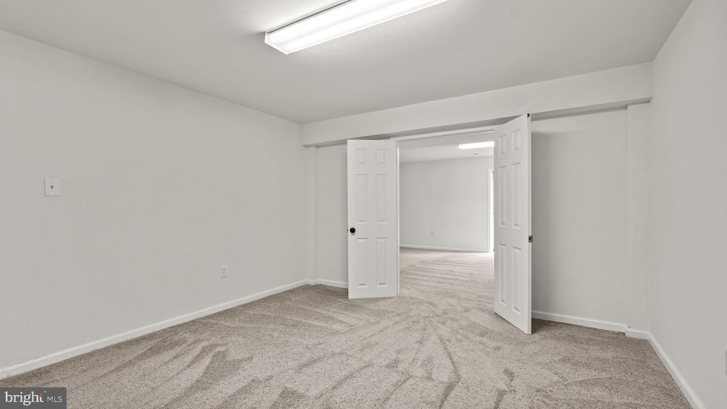 31 Puri Ln