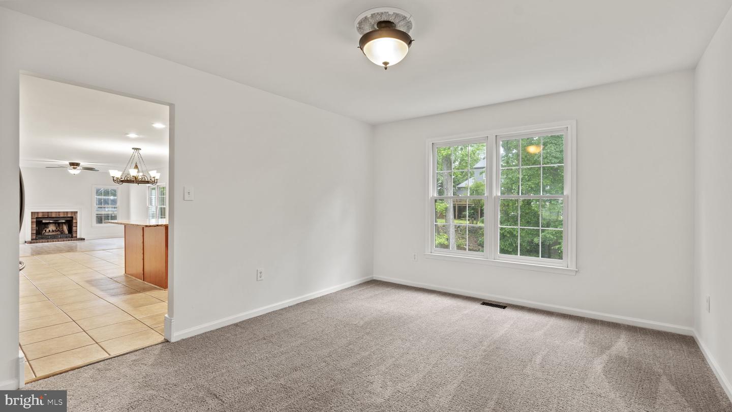 31 Puri Ln
