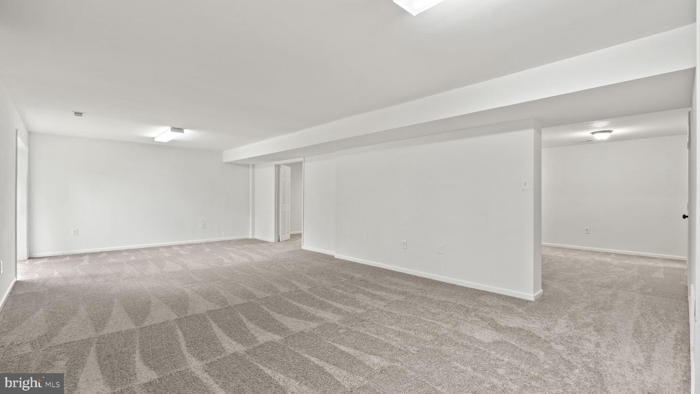 31 Puri Ln