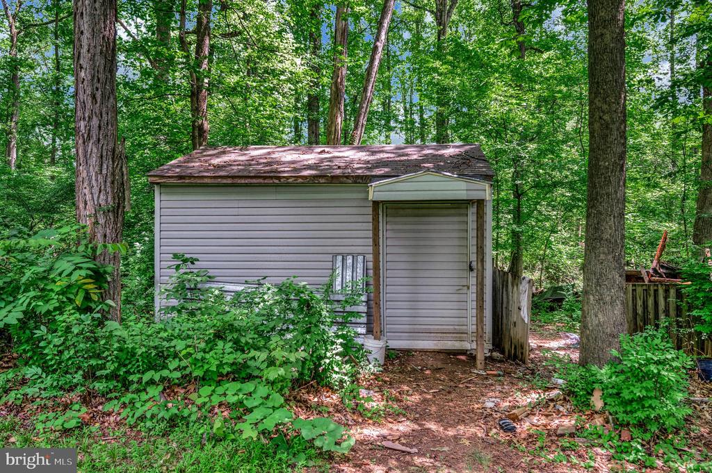 109 Joshua Rd