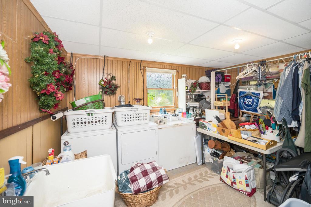 109 Joshua Rd