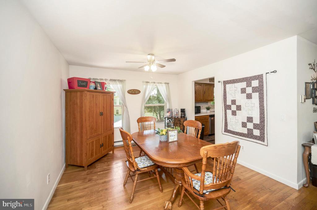 109 Joshua Rd