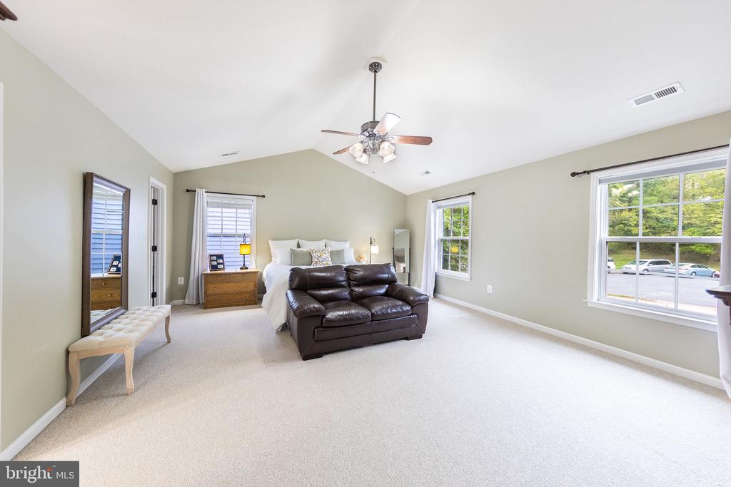 14 SAINT ELIZABETHS COURT