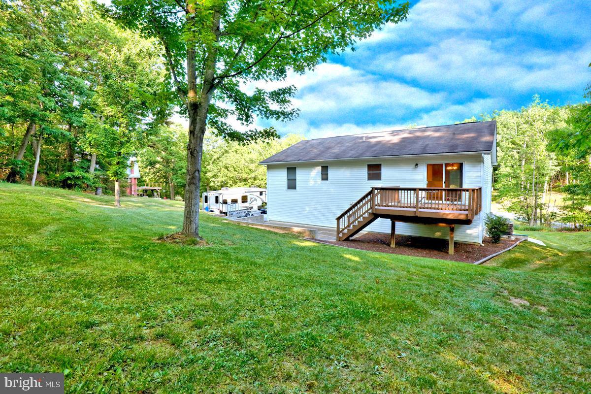 115 Martins Farm Rd