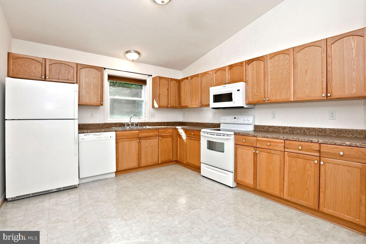 115 Martins Farm Rd