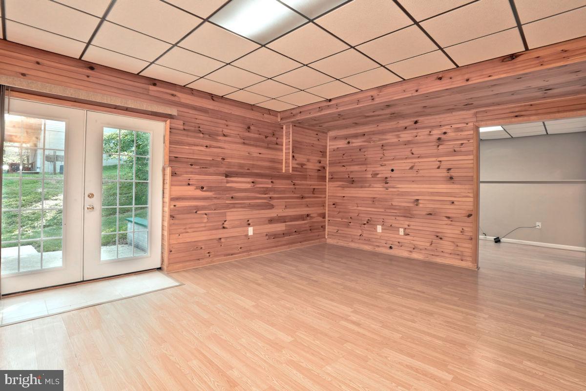 115 Martins Farm Rd
