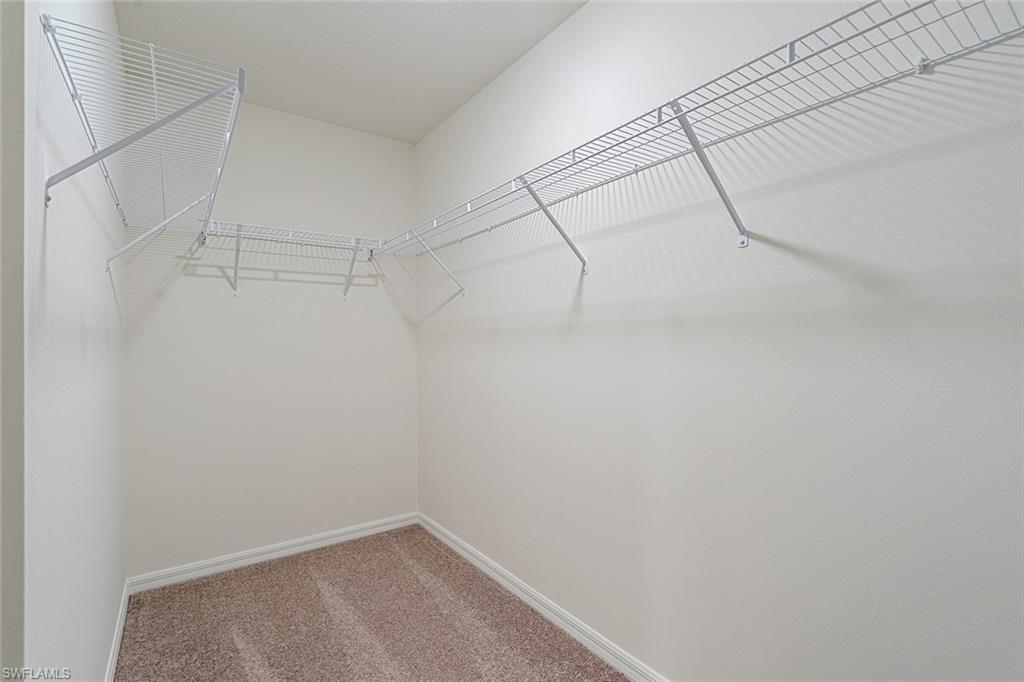 2124 NE 40th TER
