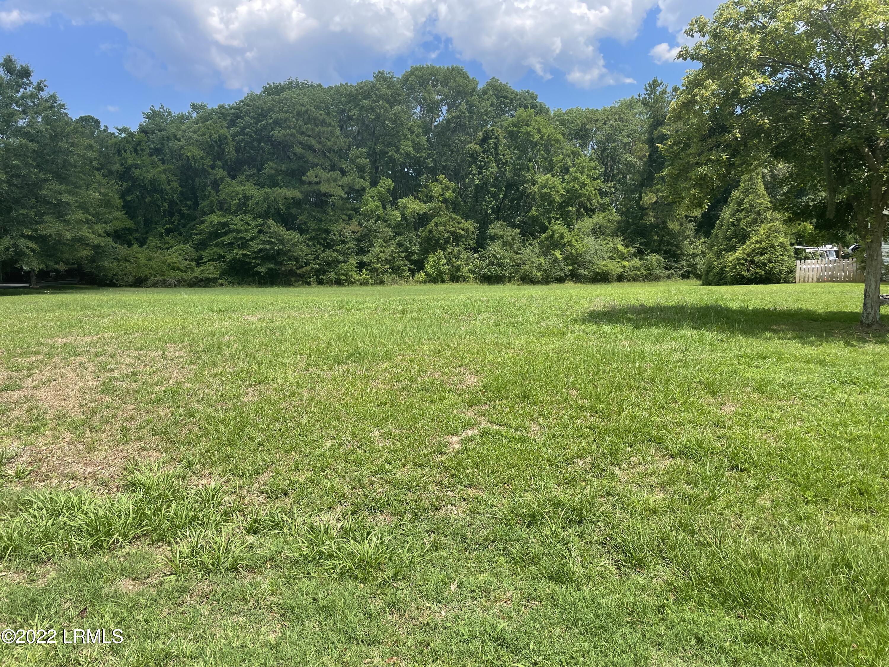 1 Seabrook Point Drive