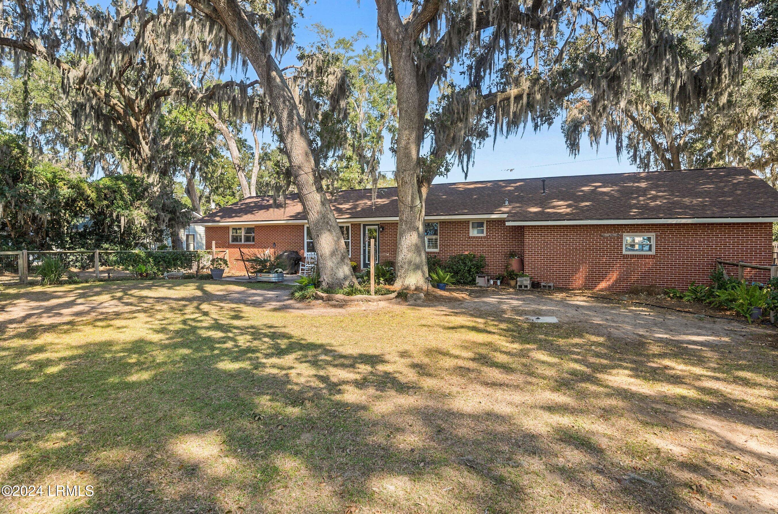 2008 Broad River Drive