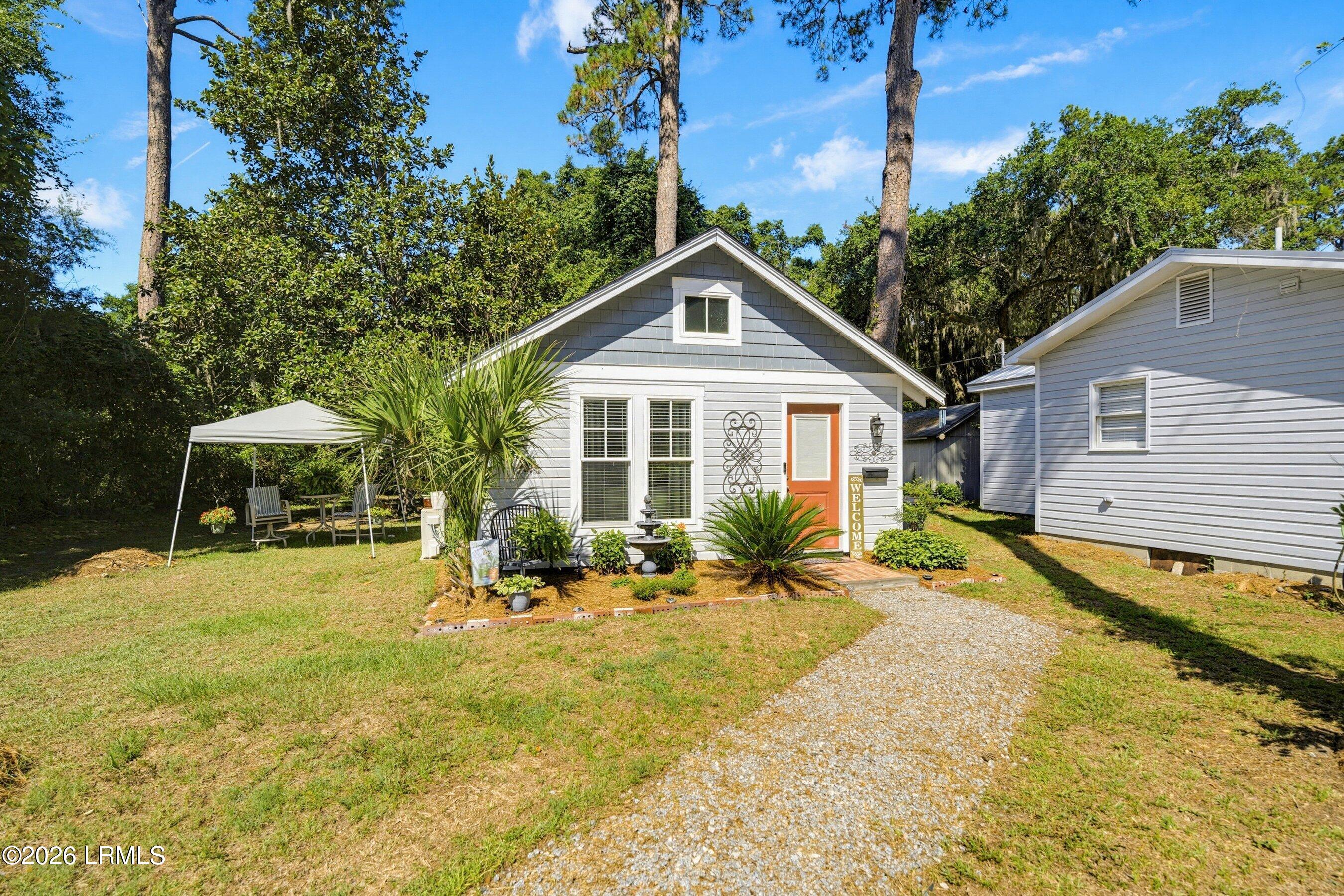 16 Verdier Bluff Road