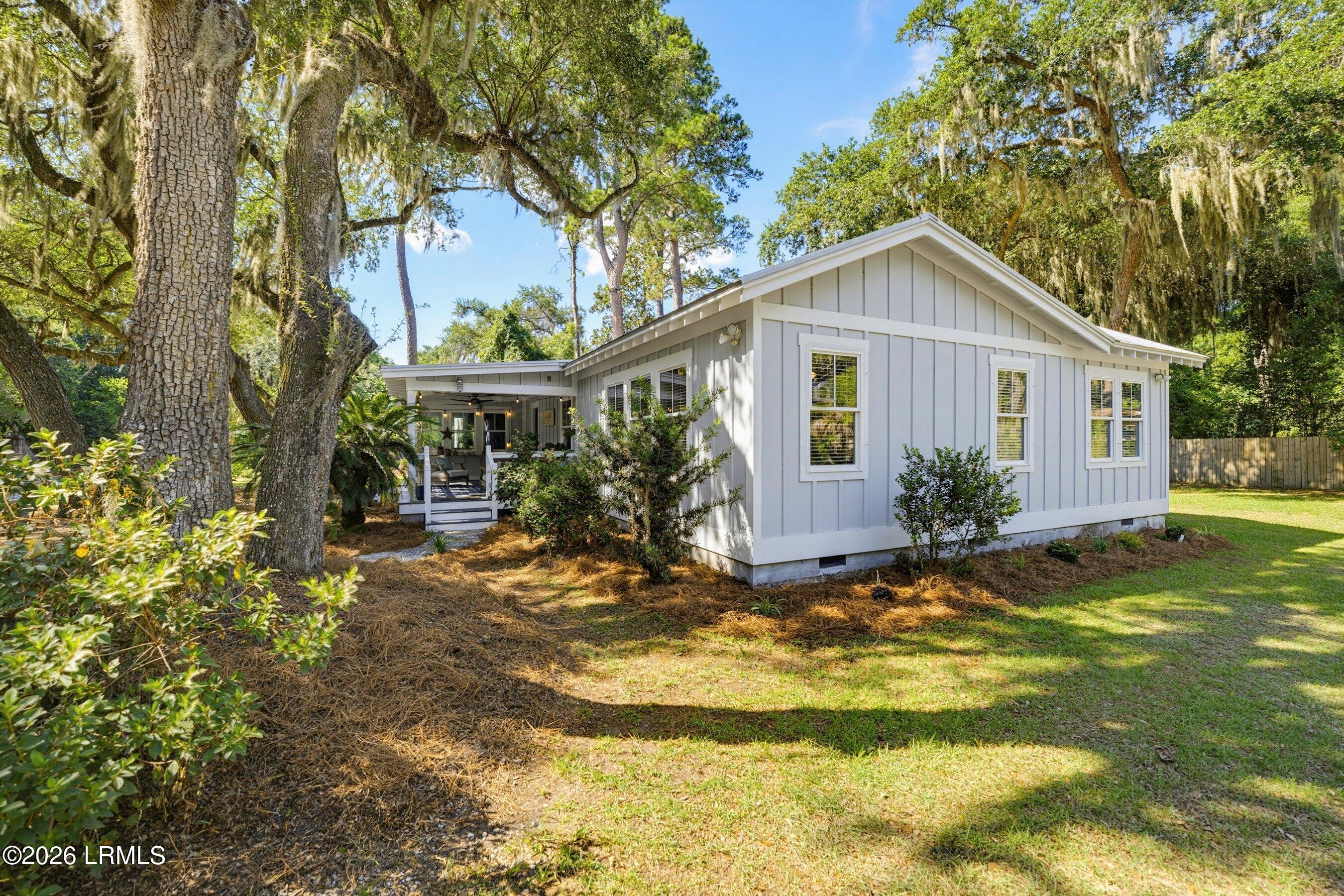 16 Verdier Bluff Road