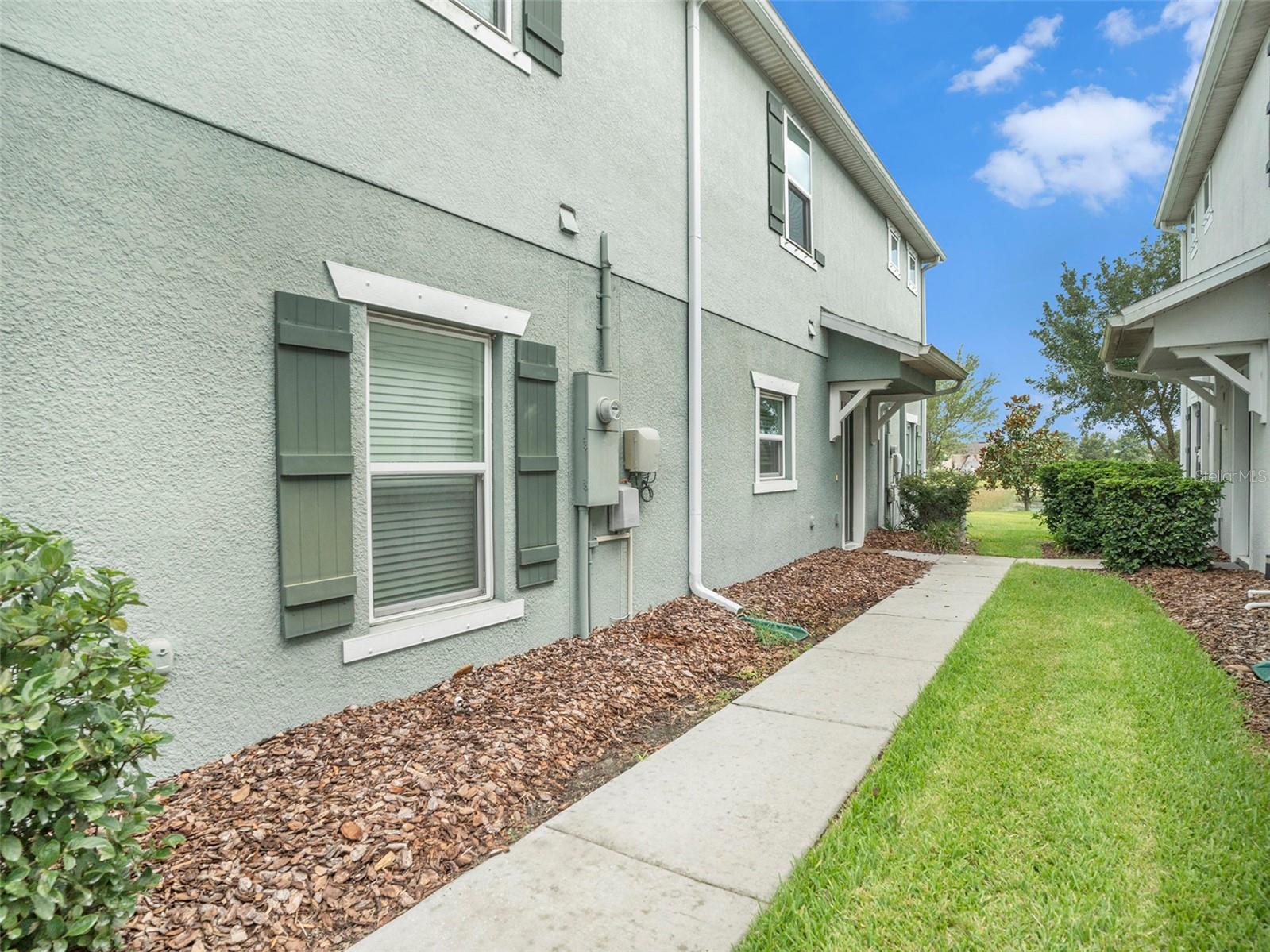 9343 AMERICAN HICKORY LN