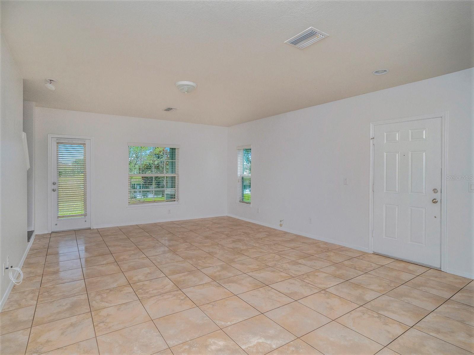 9343 AMERICAN HICKORY LN
