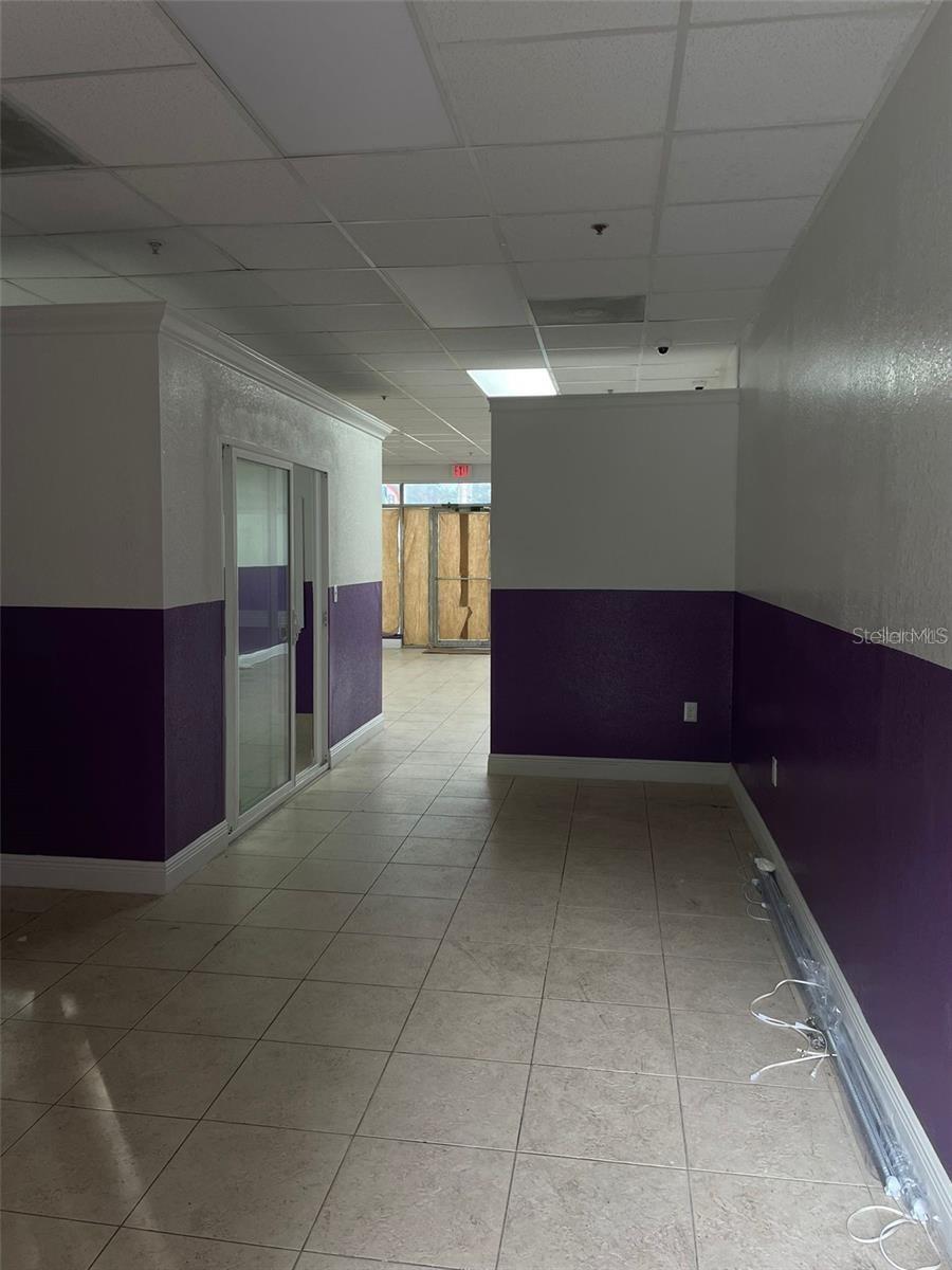 1412 W WATERS AVE #201