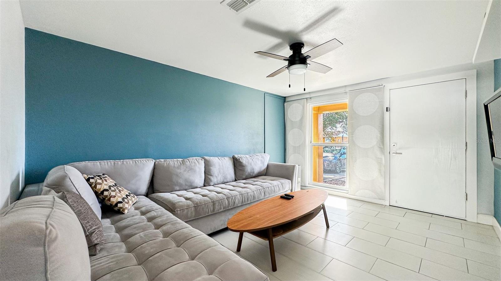 7904 WOODVINE CIR