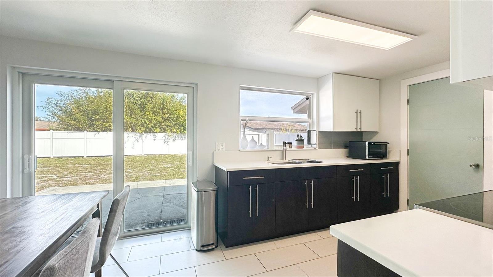 7904 WOODVINE CIR
