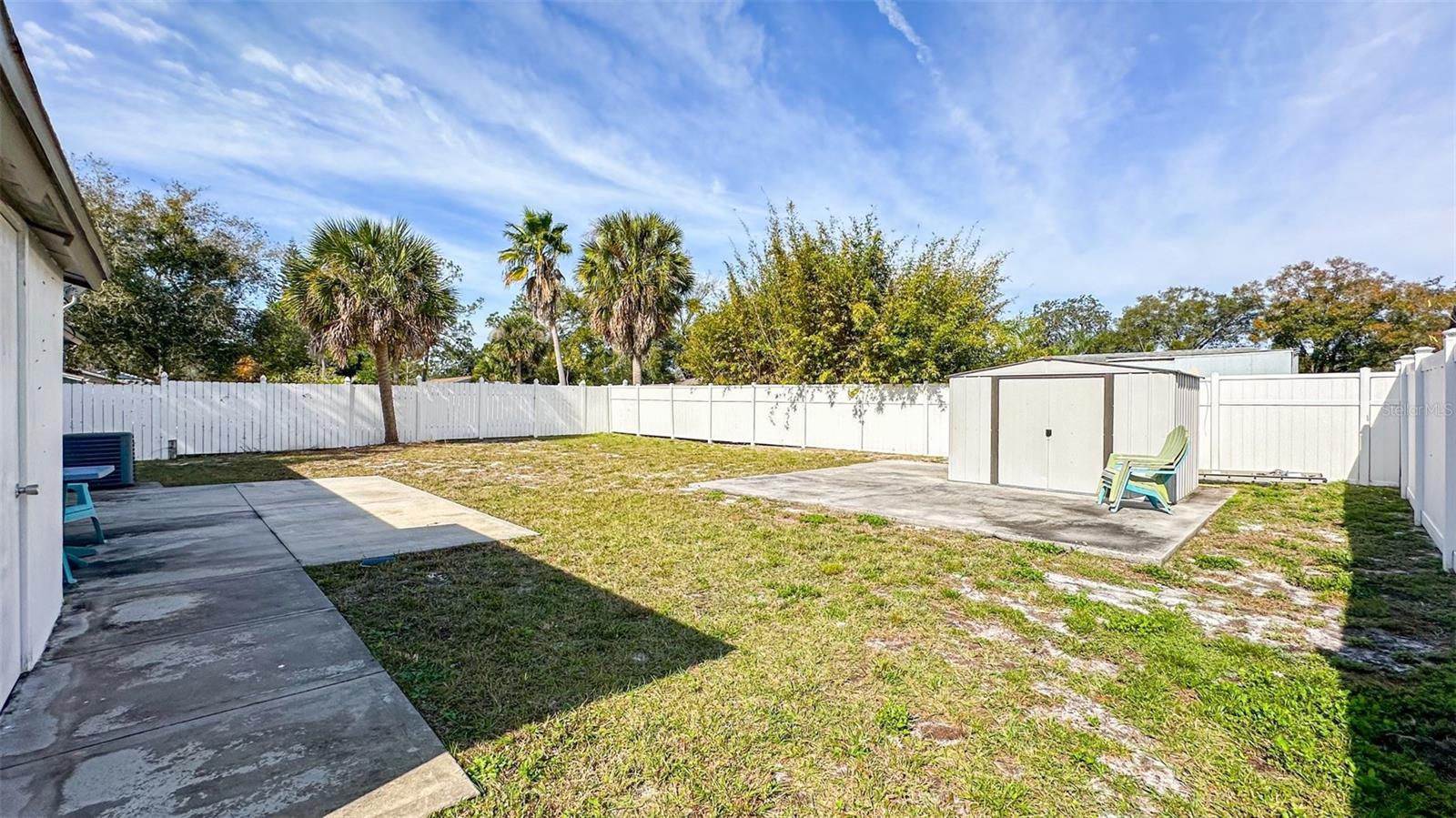 7904 WOODVINE CIR