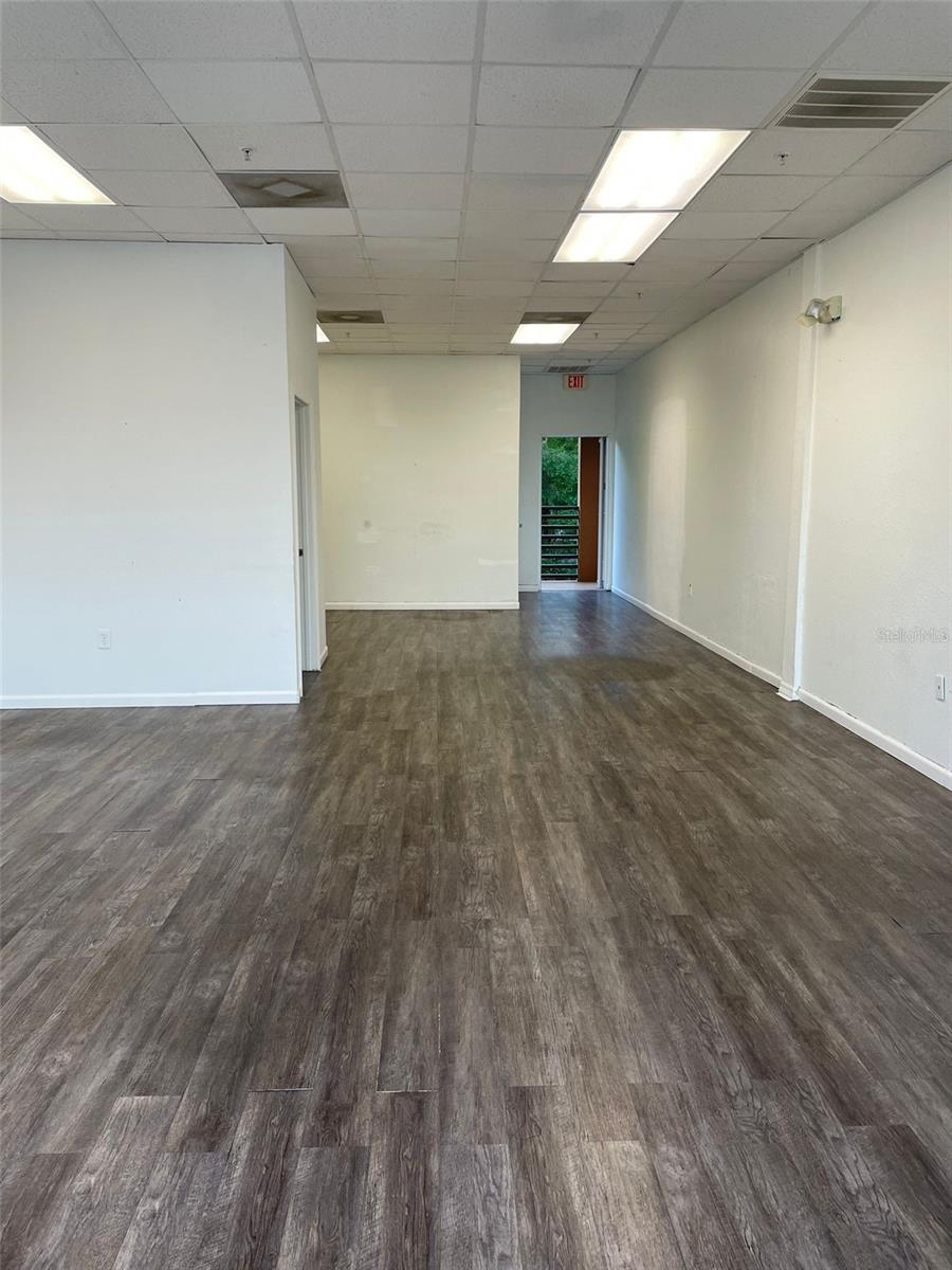 1412 W WATERS AVE #204