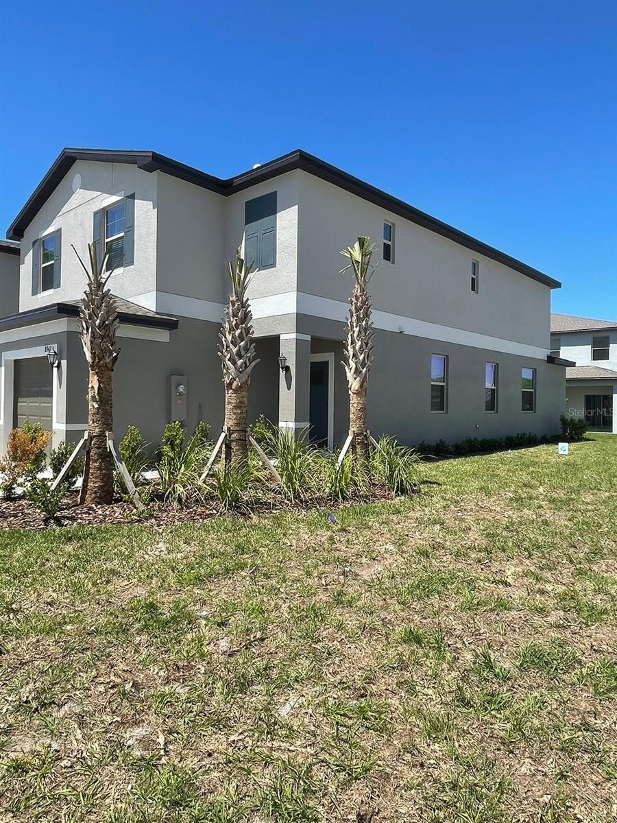 8347 CRESCENT OAKS DR